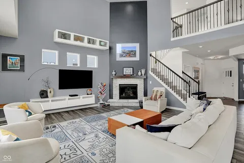 $849,999 | 5175 Peachtree Road, Zionsville, IN 46077