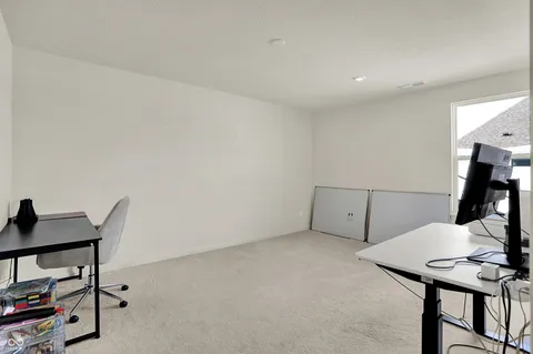 $849,999 | 5175 Peachtree Road, Zionsville, IN 46077