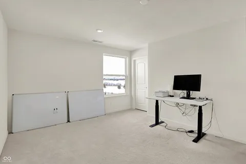 $849,999 | 5175 Peachtree Road, Zionsville, IN 46077