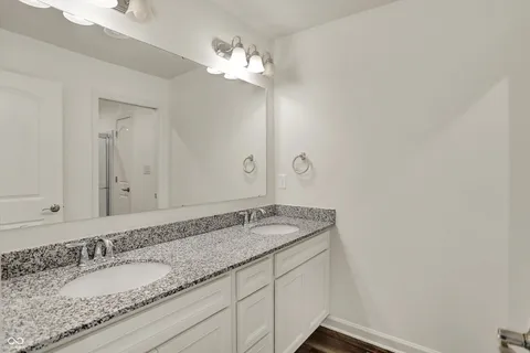 $849,999 | 5175 Peachtree Road, Zionsville, IN 46077