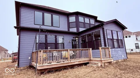 $849,999 | 5175 Peachtree Road, Zionsville, IN 46077