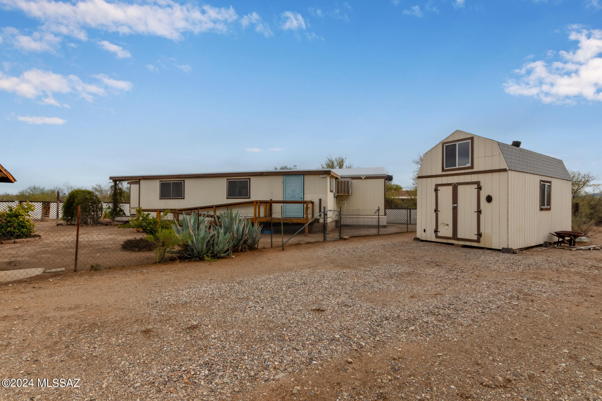 8030 West Bopp Road Tucson, AZ 85735 - Photo 2 of 40 Gallery Image 2