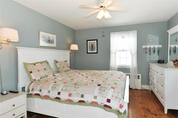 55 Knowles Road Belmont, MA 02478 - Photo 12 of 28 Gallery Image 12