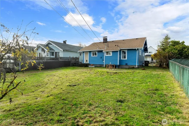 $389,000 | 6223 South Lawrence Street, Tacoma, WA 98409