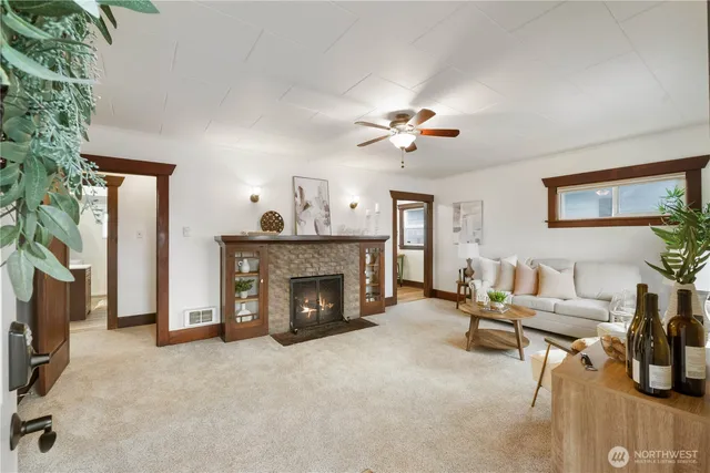 $389,000 | 6223 South Lawrence Street, Tacoma, WA 98409