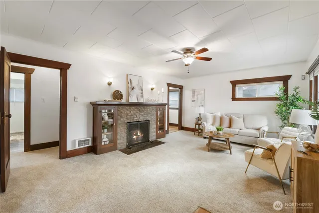 $389,000 | 6223 South Lawrence Street, Tacoma, WA 98409