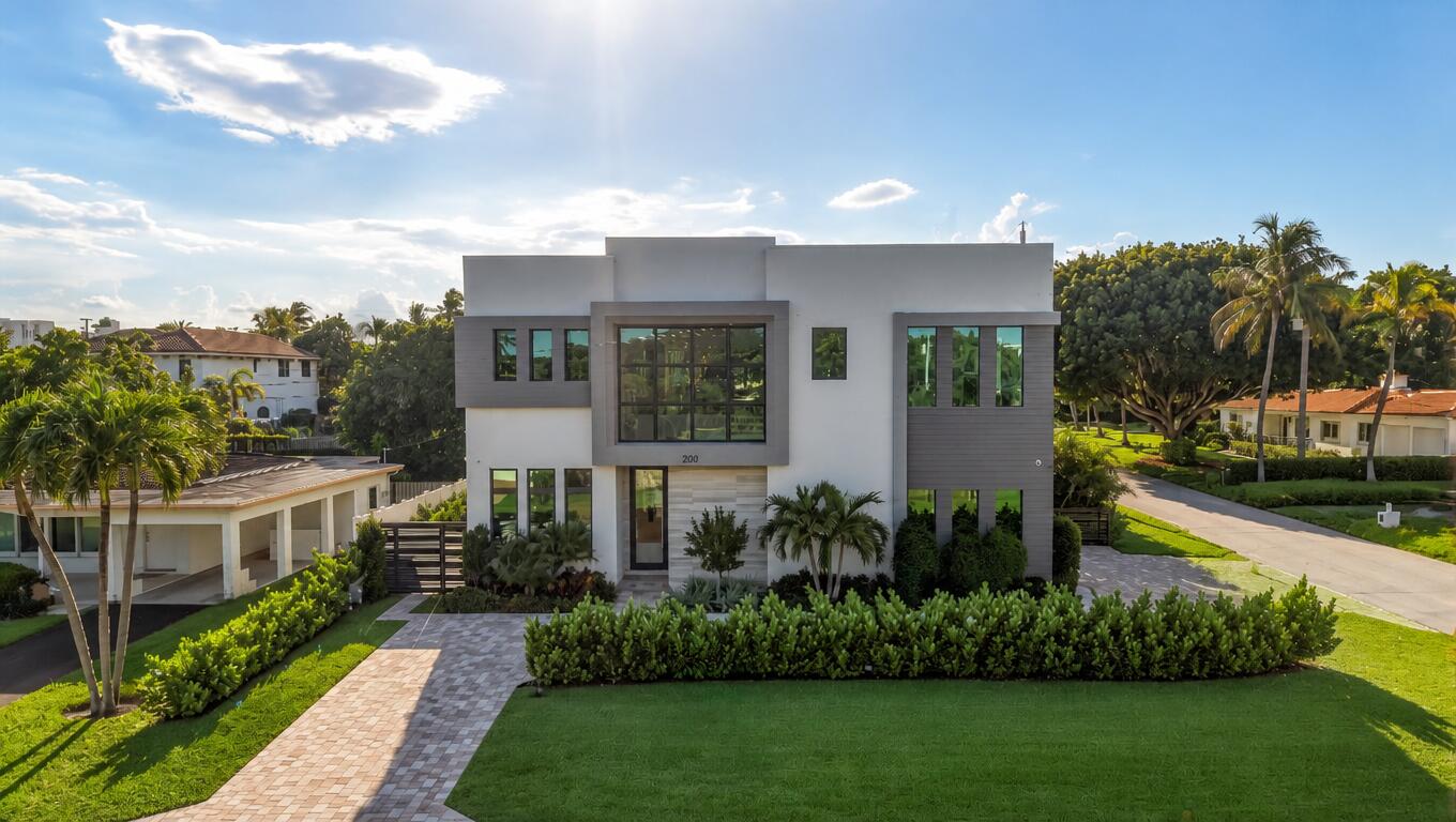 399 Northeast Spanish Court Boca Raton, FL 33432 - Photo 39 of 42 JxM4KSHz