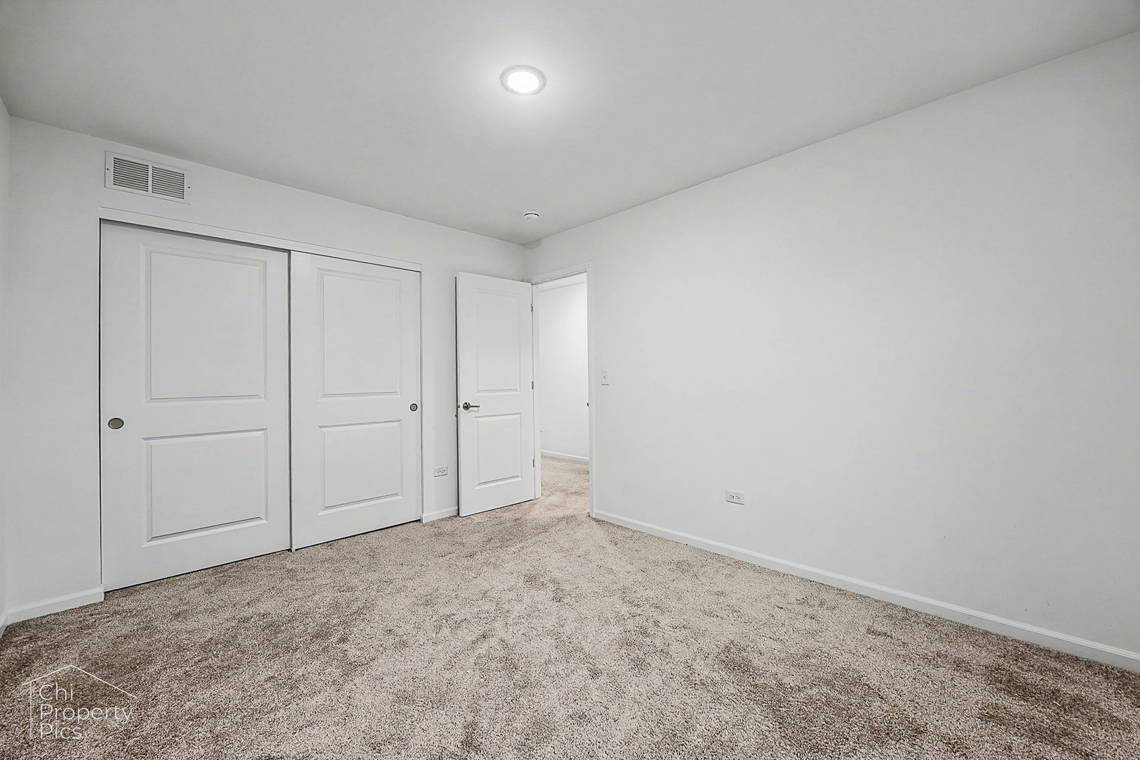 3646 Edelweiss Road Elgin, IL 60124 - Photo 18 of 36 Gallery Image 18