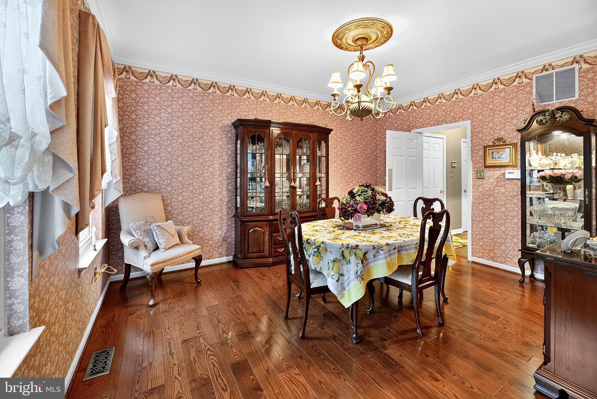 8 Oak Ridge Lane Sewell, NJ 08080 - Photo 24 of 35 Gallery Image 24