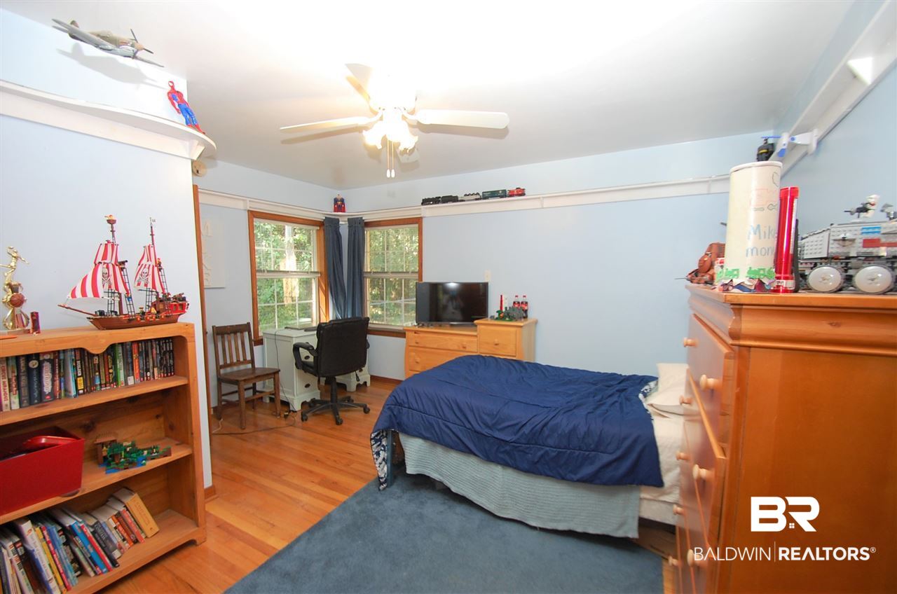 2017 Burchfield Street Mobile, AL 36618 - Photo 26 of 43