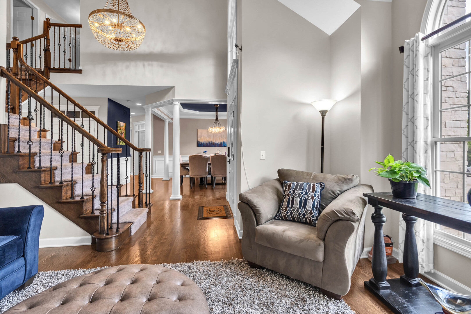 1315 Dunrobin Road Naperville, IL 60540 - Photo 3 of 53 Gallery Image 3