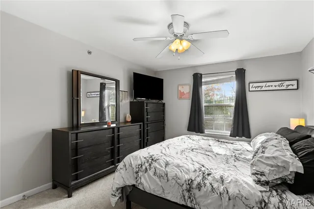 $184,900 | 412 Saravalle Drive, St. Peters, MO 63376