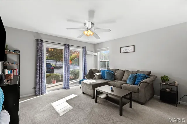 $184,900 | 412 Saravalle Drive, St. Peters, MO 63376