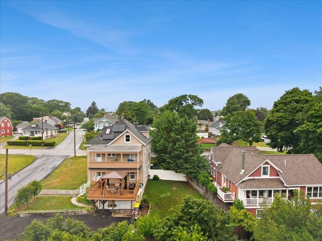 2118 Riverside Avenue Somerset, MA 02726 - Photo 4 of 42