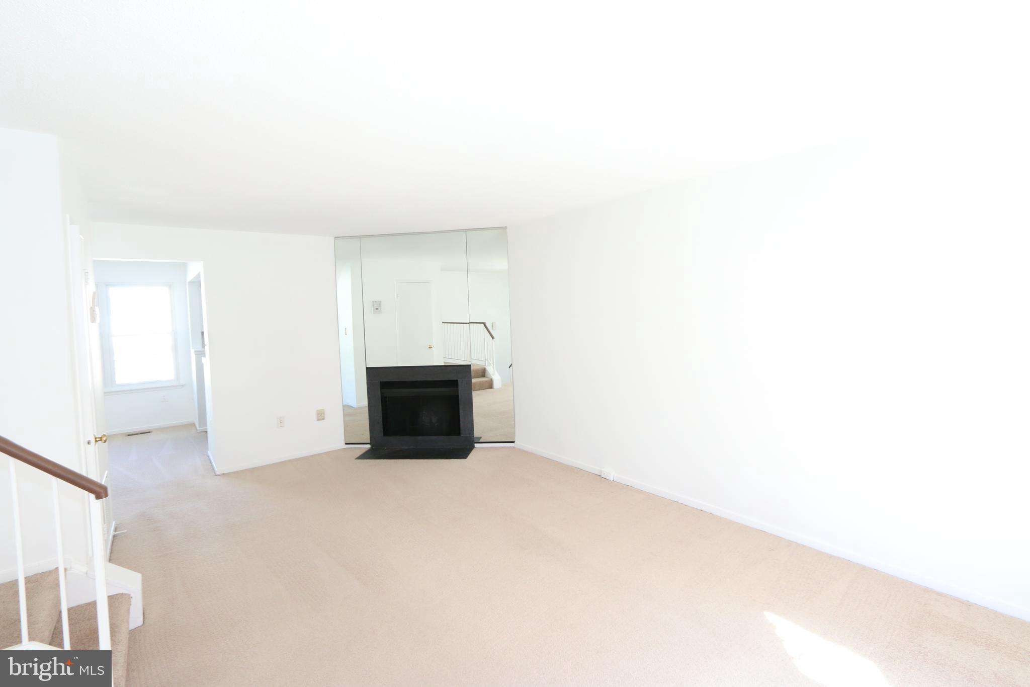 2476 Ridgehampton Court Reston, VA 20191 - Photo 3 of 60