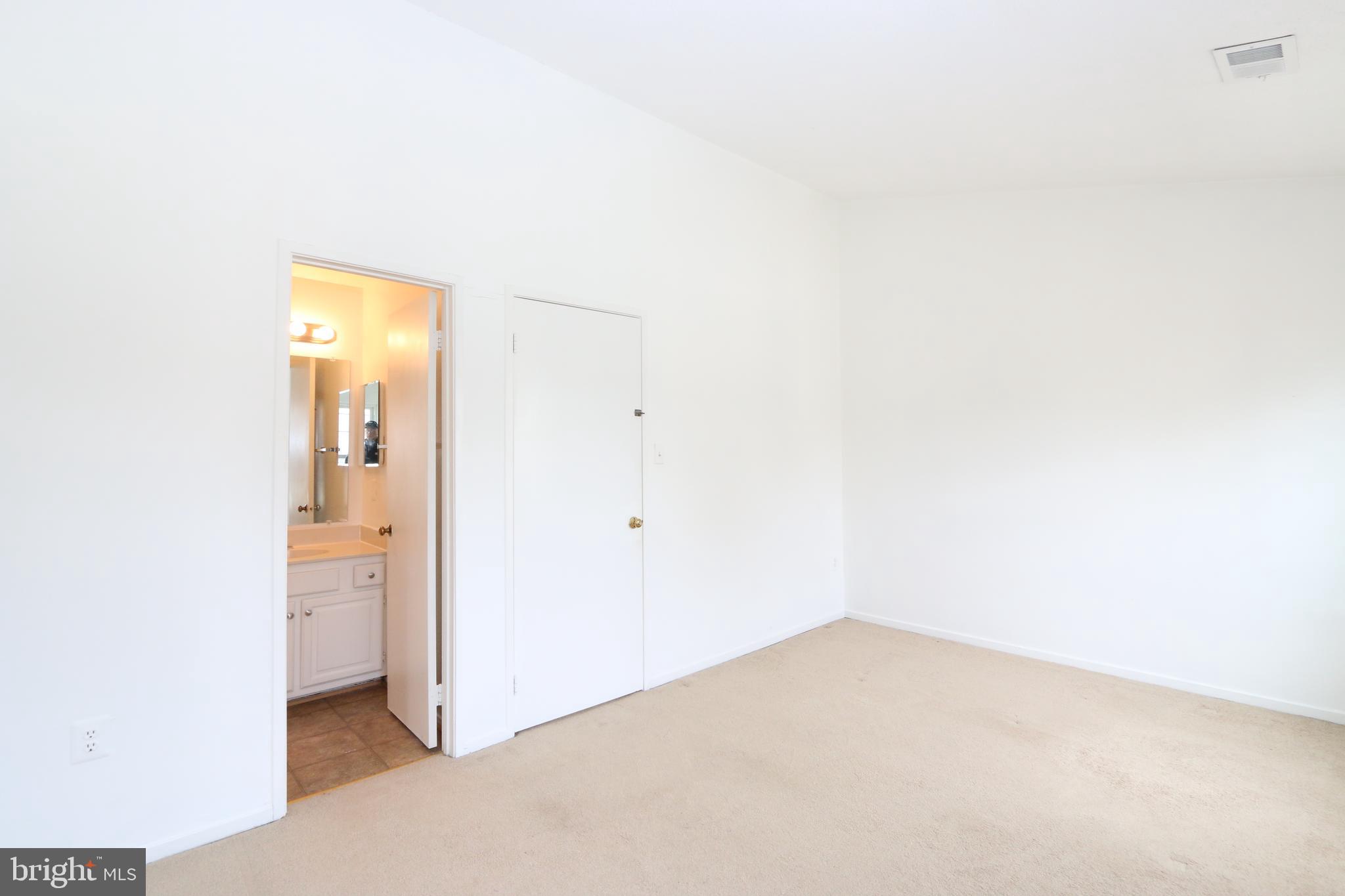 2476 Ridgehampton Court Reston, VA 20191 - Photo 22 of 60