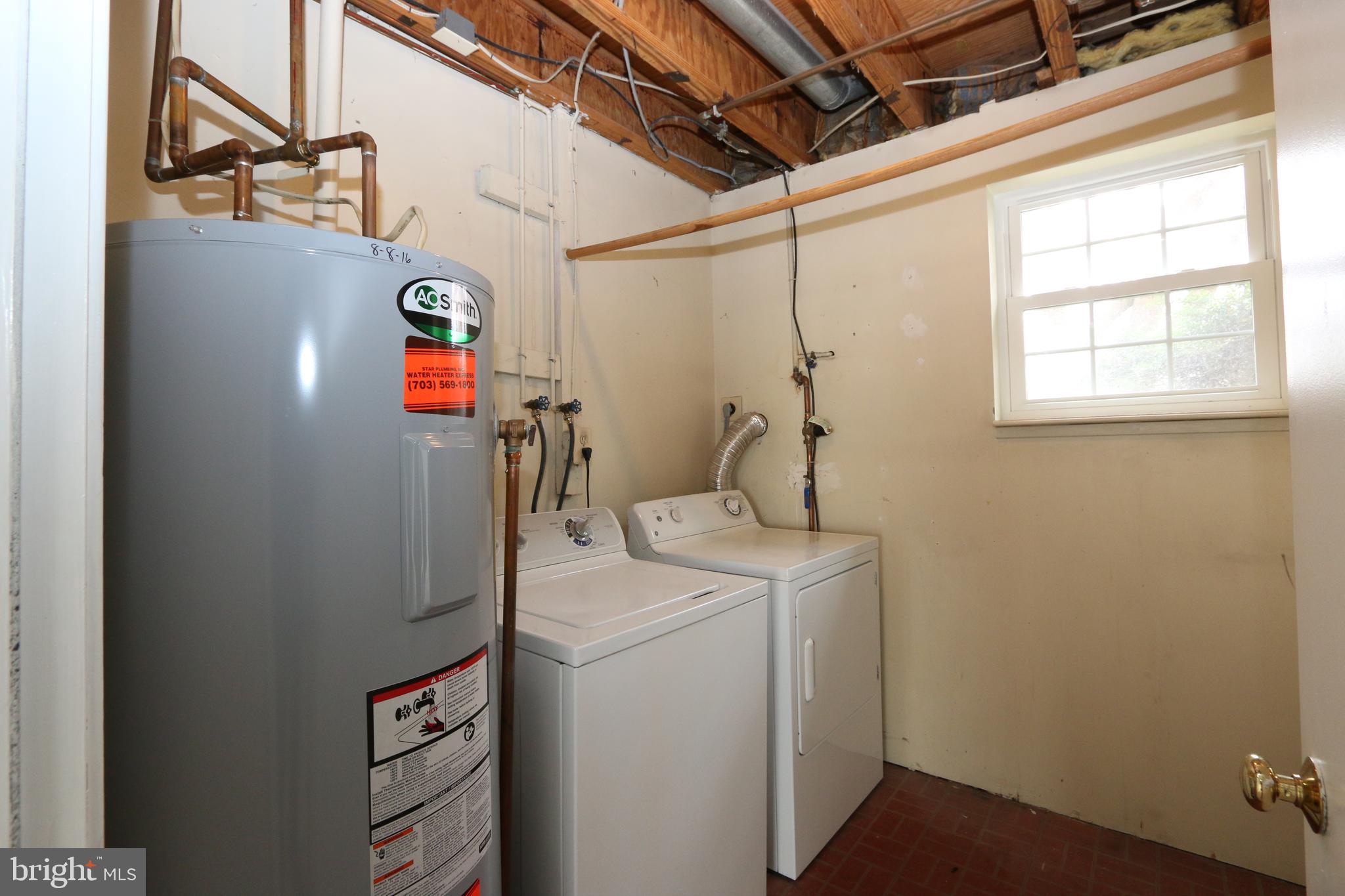 2476 Ridgehampton Court Reston, VA 20191 - Photo 43 of 60