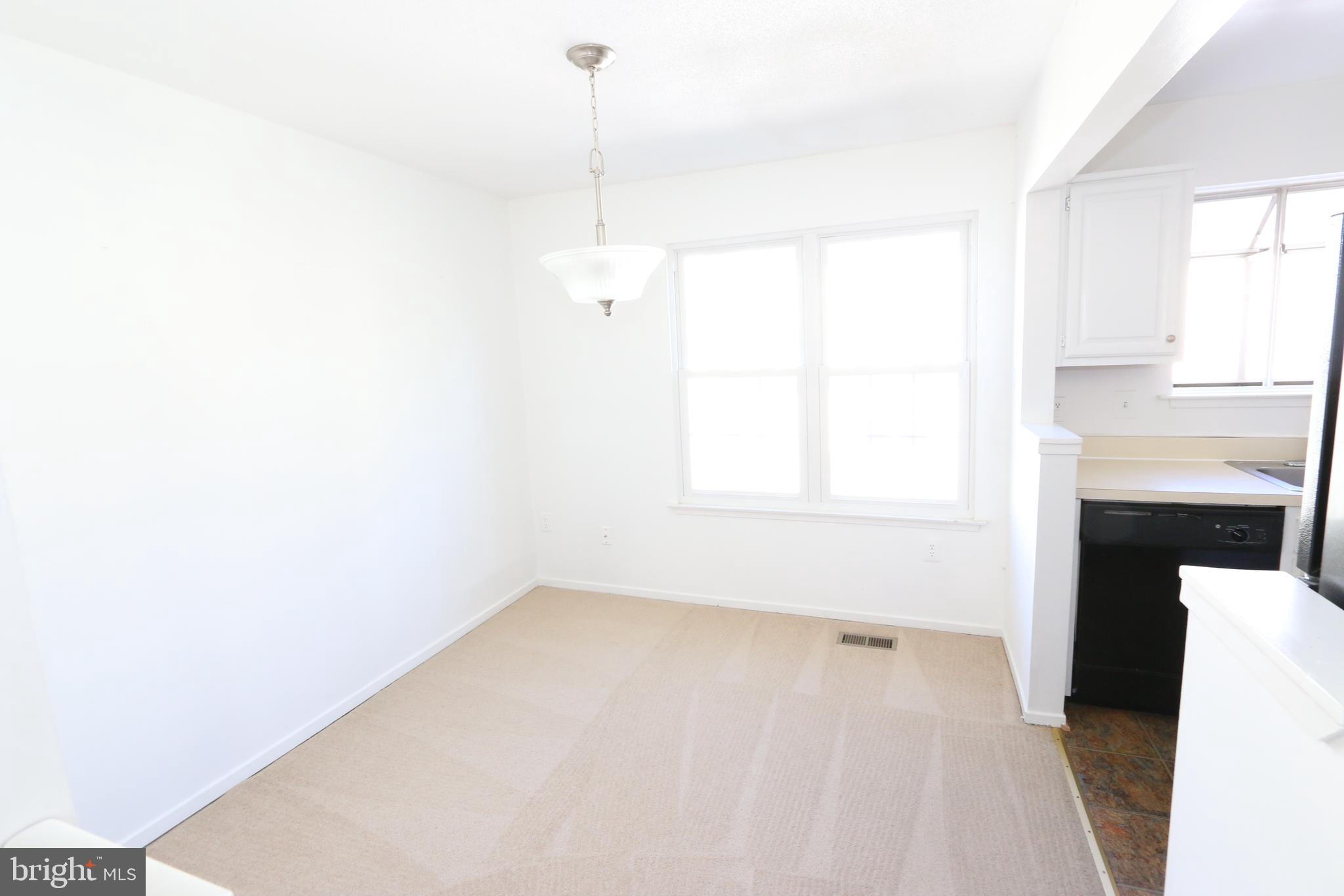 2476 Ridgehampton Court Reston, VA 20191 - Photo 6 of 60