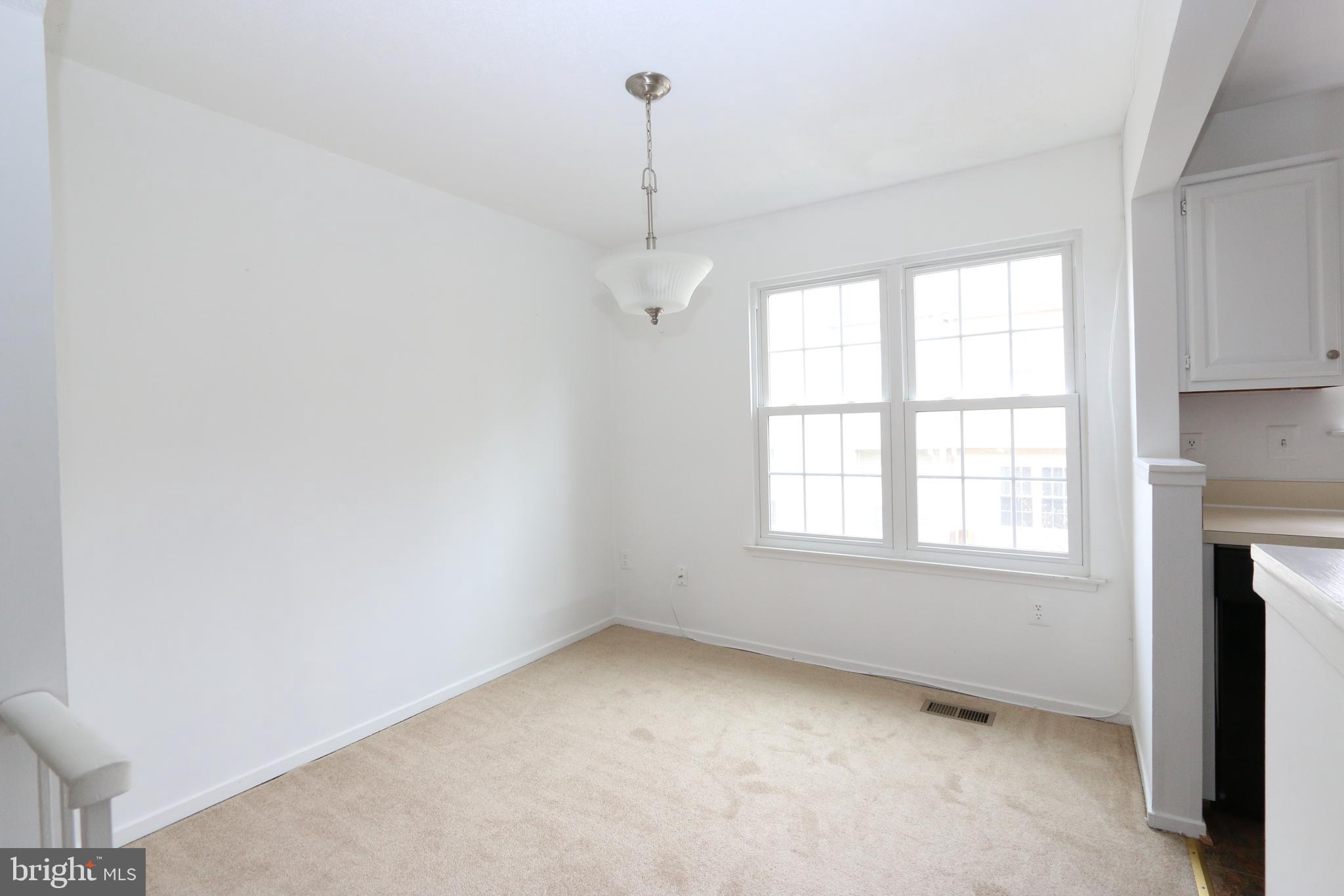 2476 Ridgehampton Court Reston, VA 20191 - Photo 7 of 60