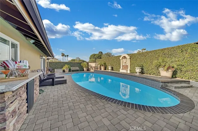 $1,995,000 | 21382 Lemontree Lane, Huntington Beach, CA 92646