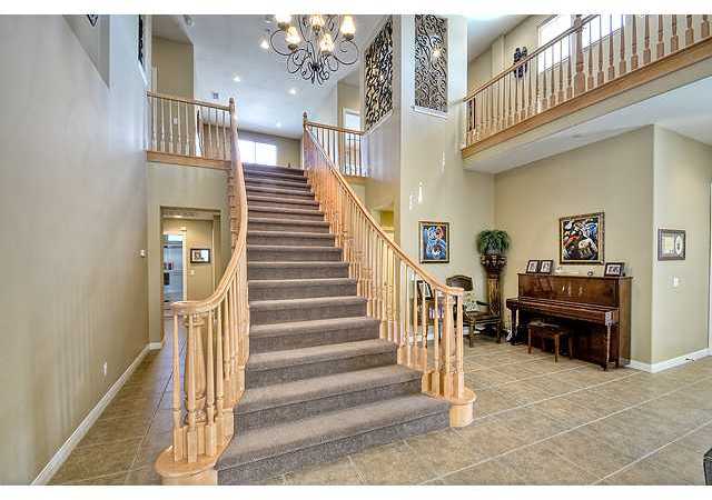 16219 Cayenne Ridge Road San Diego, CA 92127 - Photo 2 of 25 Beautiful Staircase