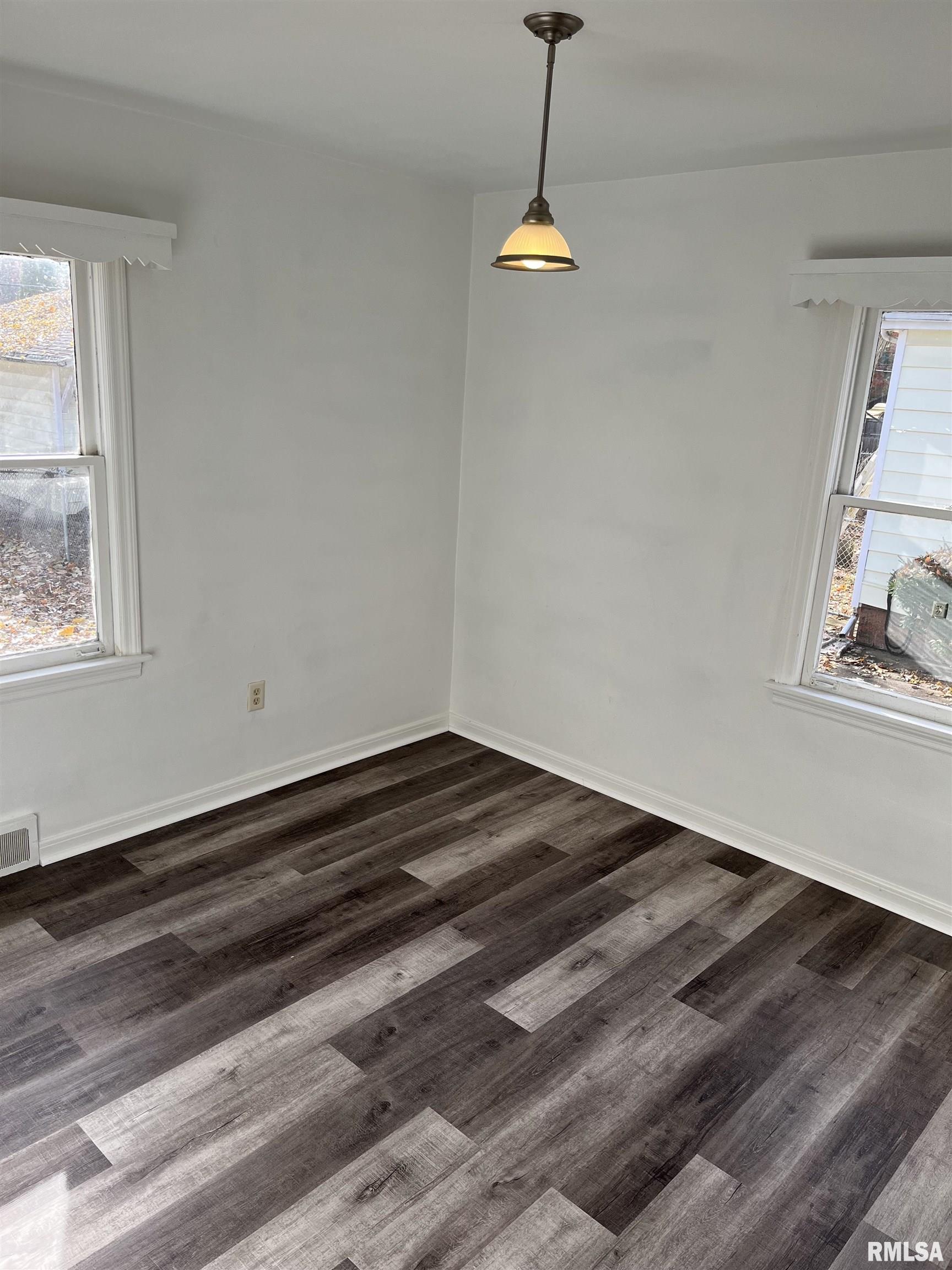 3719 East Hooker Street Springfield, IL 62703 - Photo 14 of 21