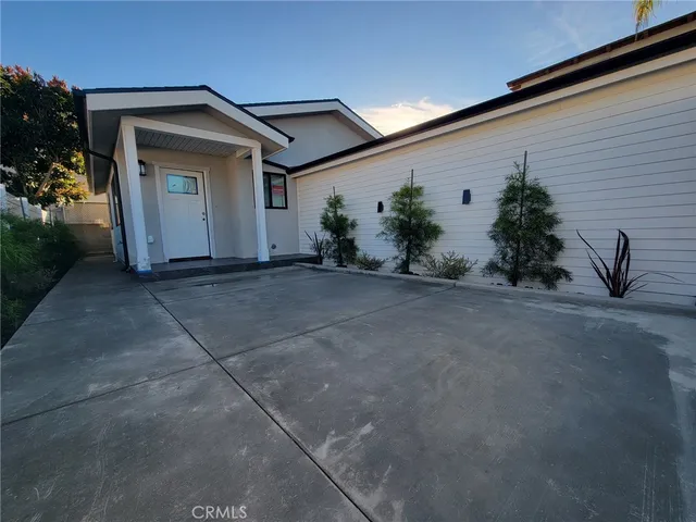 $3,300 | 1922 257th Street, Lomita, CA 90717