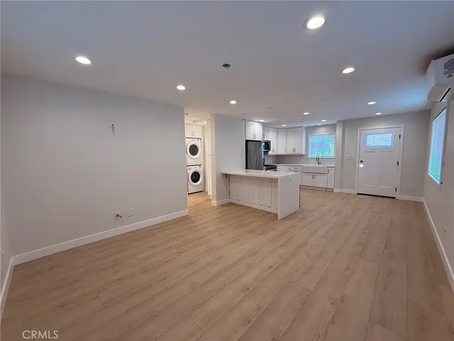 $3,195 | 1922 257th Street, Lomita, CA 90717