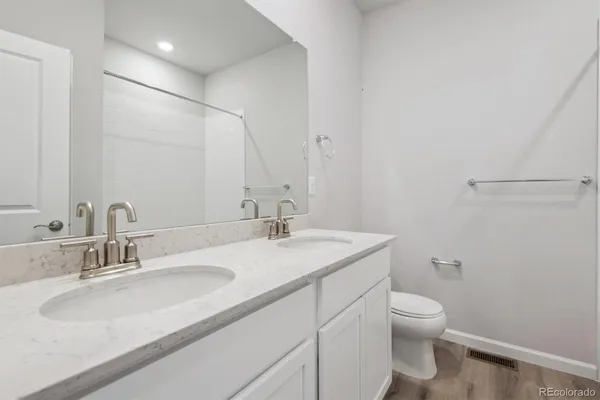 a view of utility room