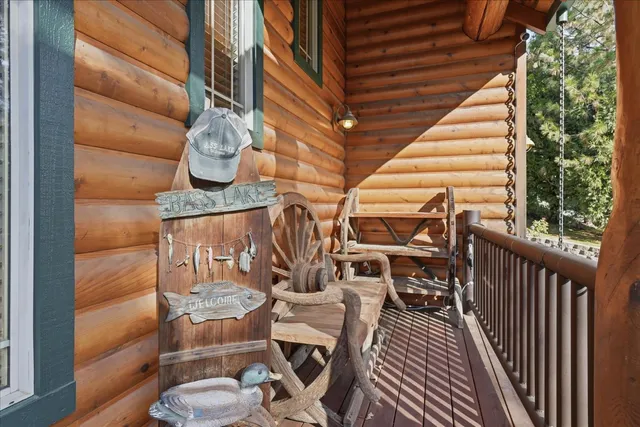 $1,199,000 | 53903 Creekside Lane, Bass Lake, CA 93604