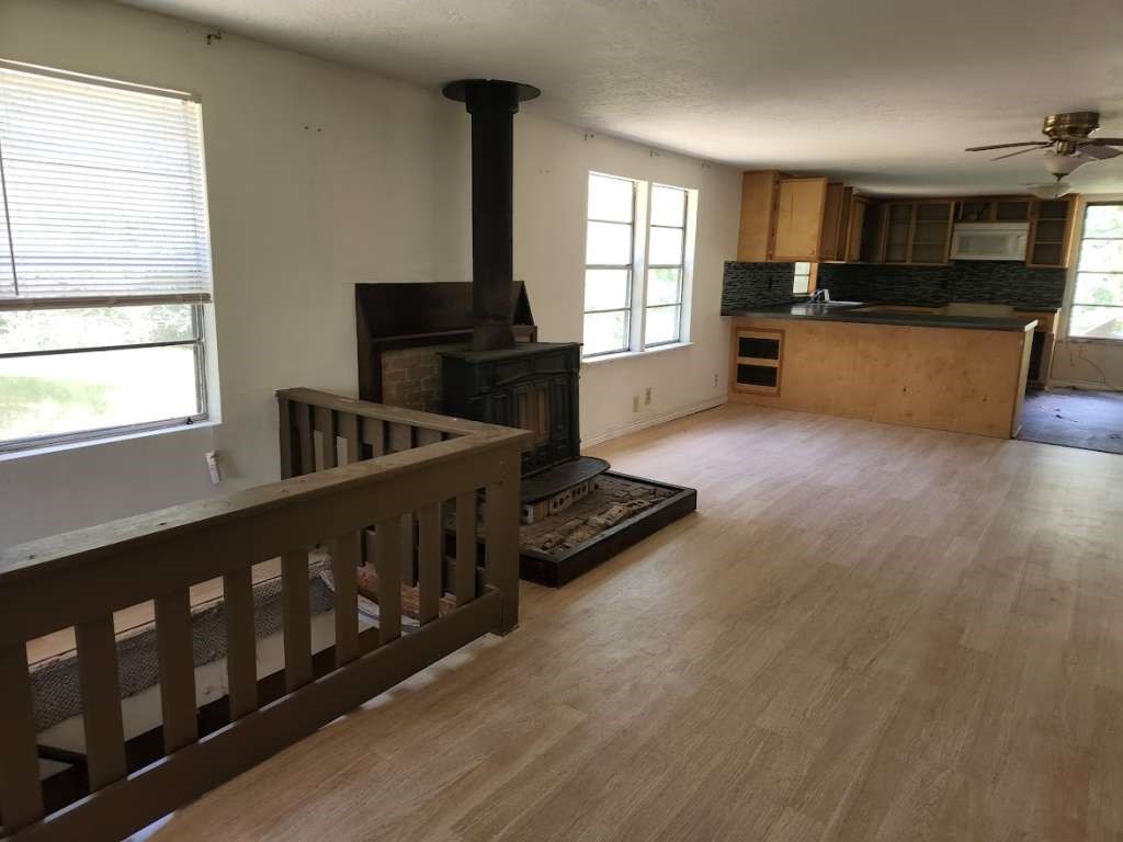 300 Alpine Street Coldspring, TX 77331 - Photo 6 of 17