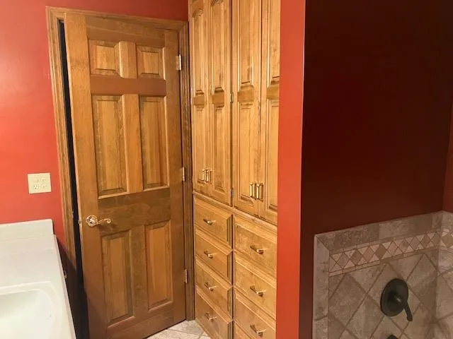 $420,000 | 5427 Oakleaf Drive, Luxemburg, WI 54217