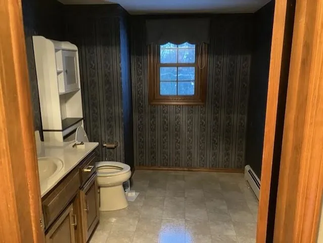 $420,000 | 5427 Oakleaf Drive, Luxemburg, WI 54217