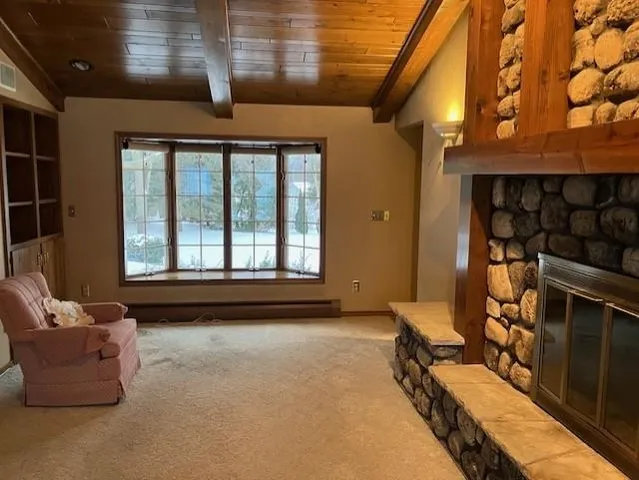 $420,000 | 5427 Oakleaf Drive, Luxemburg, WI 54217