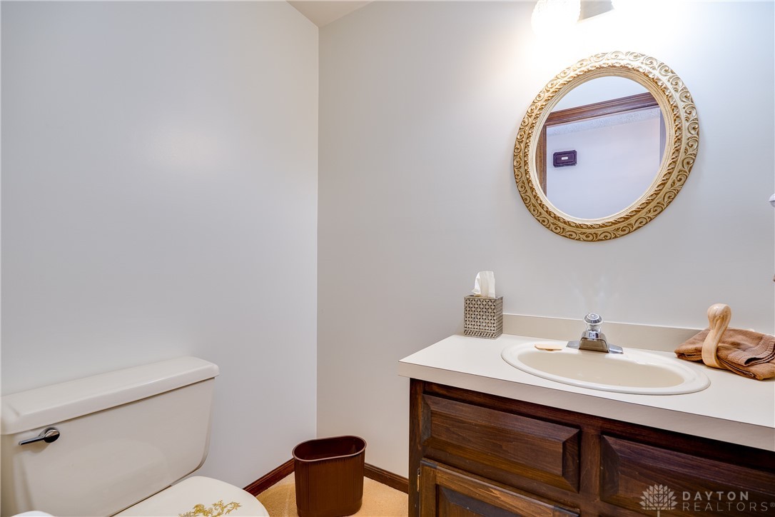5771 Oak Valley Road Kettering, OH 45440 - Photo 19 of 36