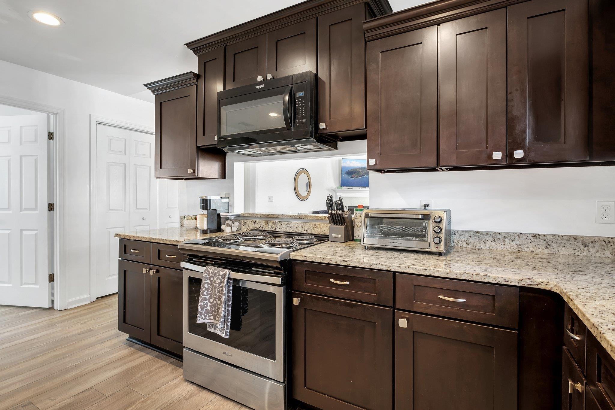 4255 Ridge Haven Road Tallahassee, FL 32305 - Photo 13 of 38