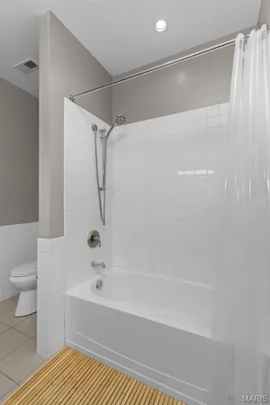 $168,000 | 1720 Chouteau Avenue, Unit 102, St. Louis, MO 63103