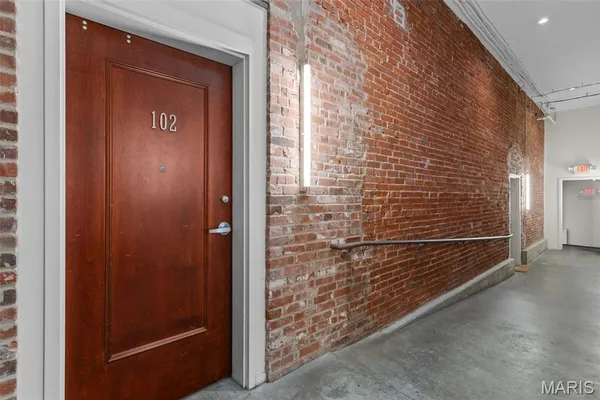 $168,000 | 1720 Chouteau Avenue, Unit 102, St. Louis, MO 63103