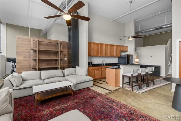 $168,000 | 1720 Chouteau Avenue, Unit 102, St. Louis, MO 63103