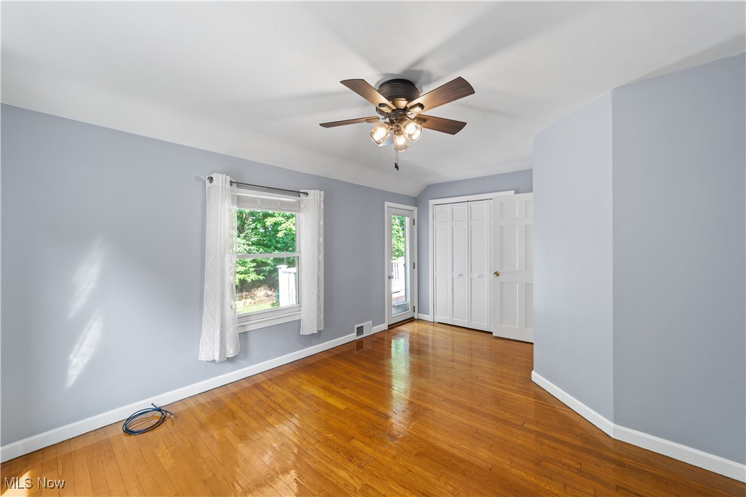 1546 Crest Road Cleveland, OH 44121 - Photo 20 of 45
