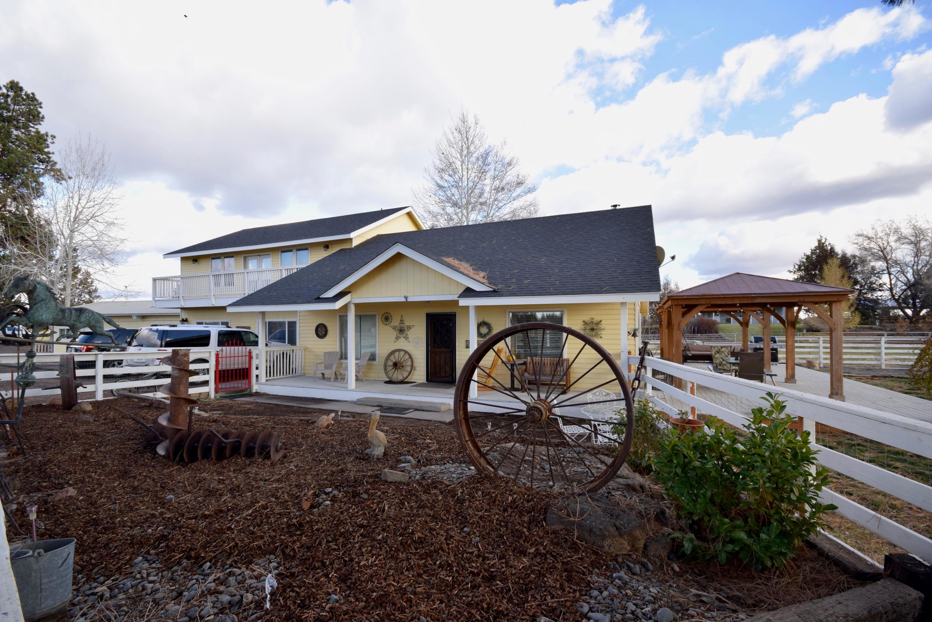 22169 Nelson Road Bend, OR 97701 - Photo 9 of 42 DSC_0038