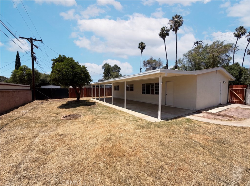 5630 Dewey Avenue Riverside, CA 92504 - Photo 5 of 23
