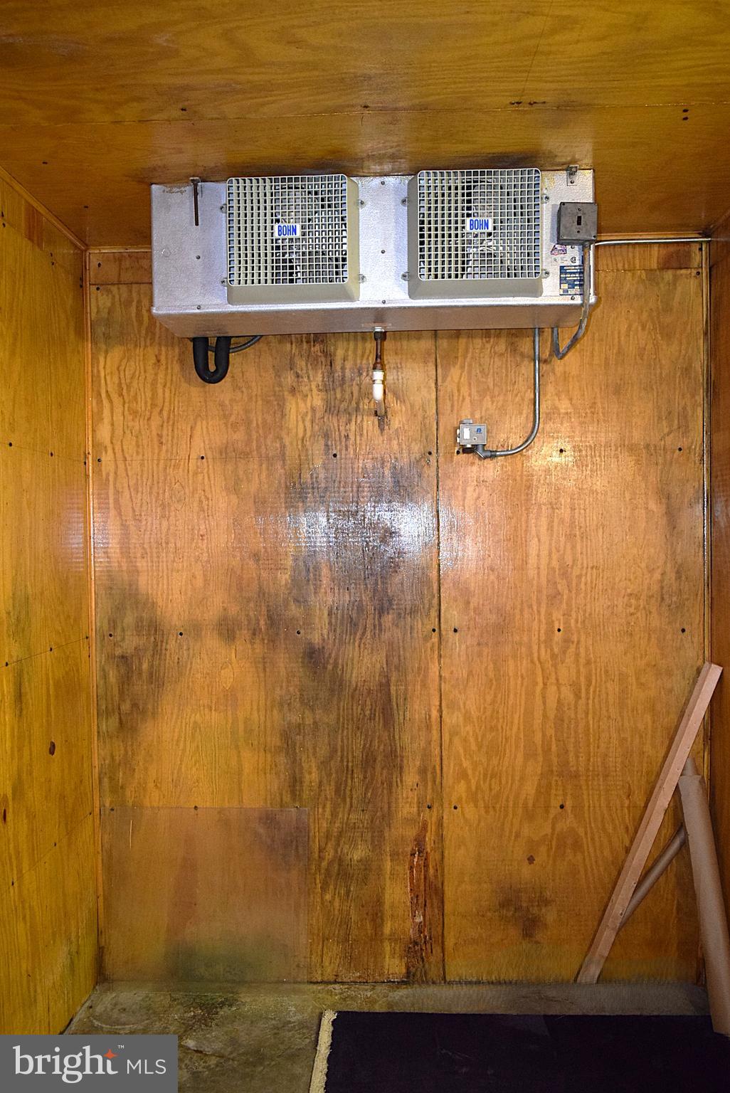 740 Edgegrove Road Hanover, PA 17331 - Photo 45 of 50 unsure if works, current owners never tried