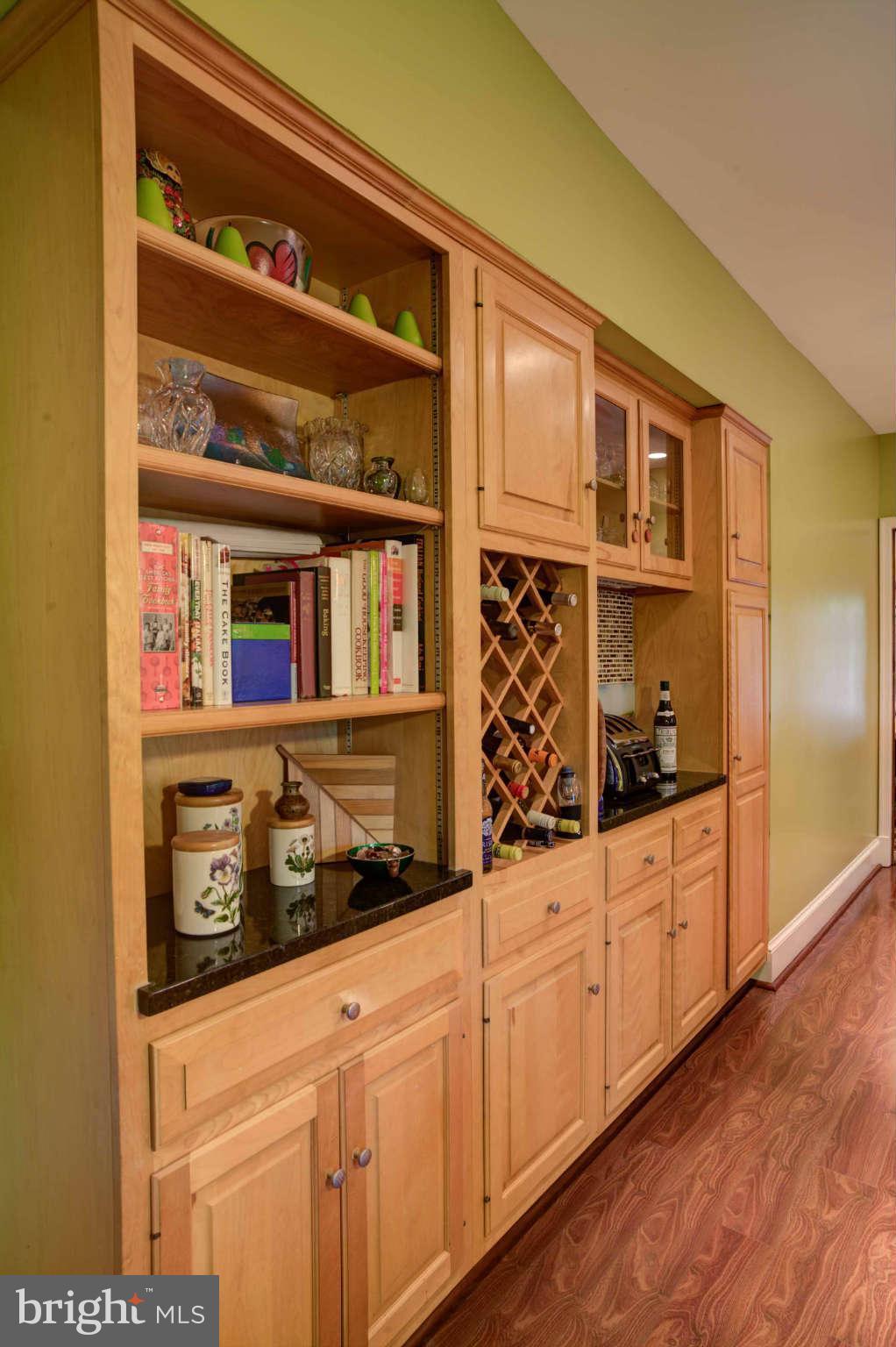 5803 Bent Twig Road McLean, VA 22101 - Photo 11 of 30 Kitchen