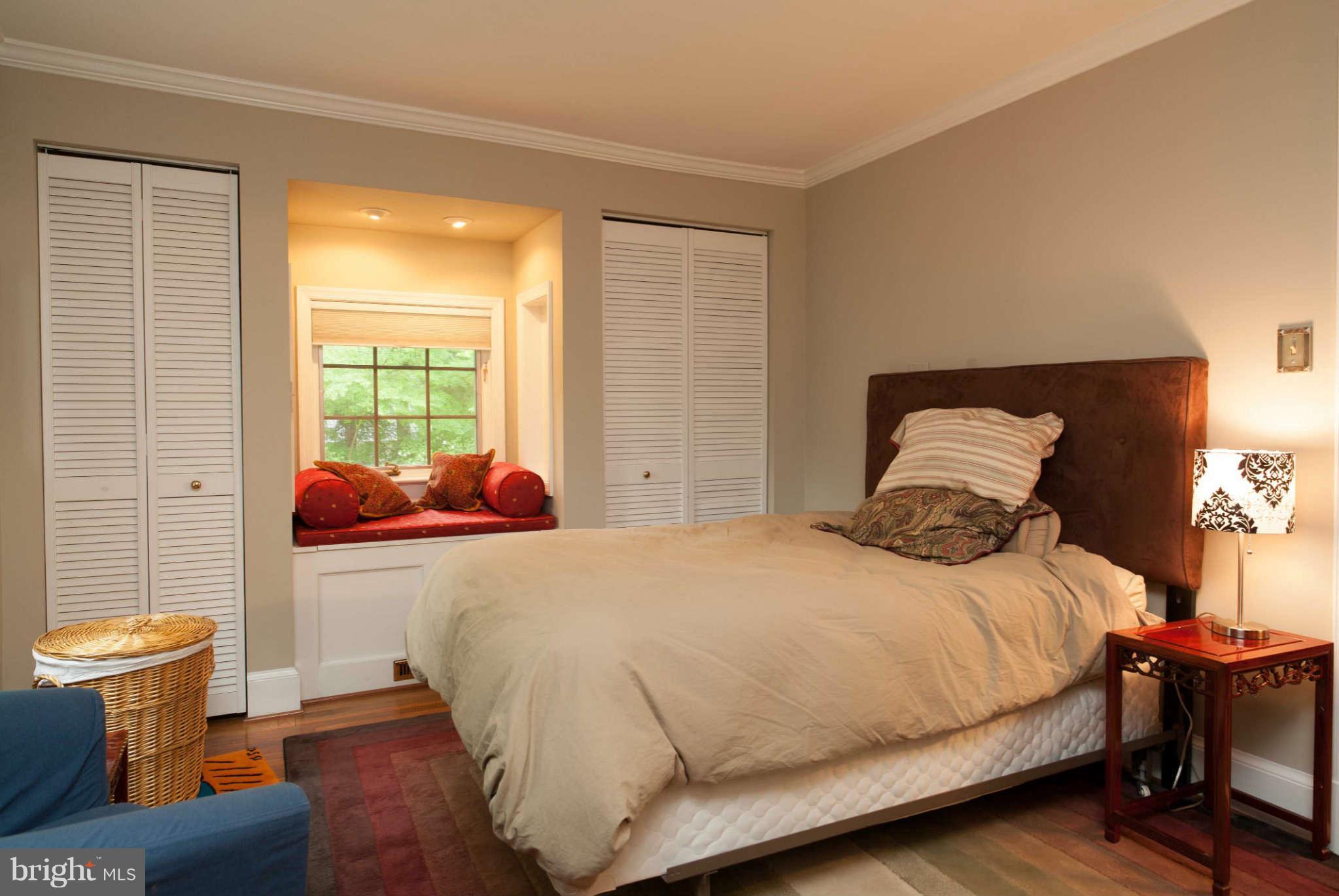 5803 Bent Twig Road McLean, VA 22101 - Photo 13 of 30 Bedroom
