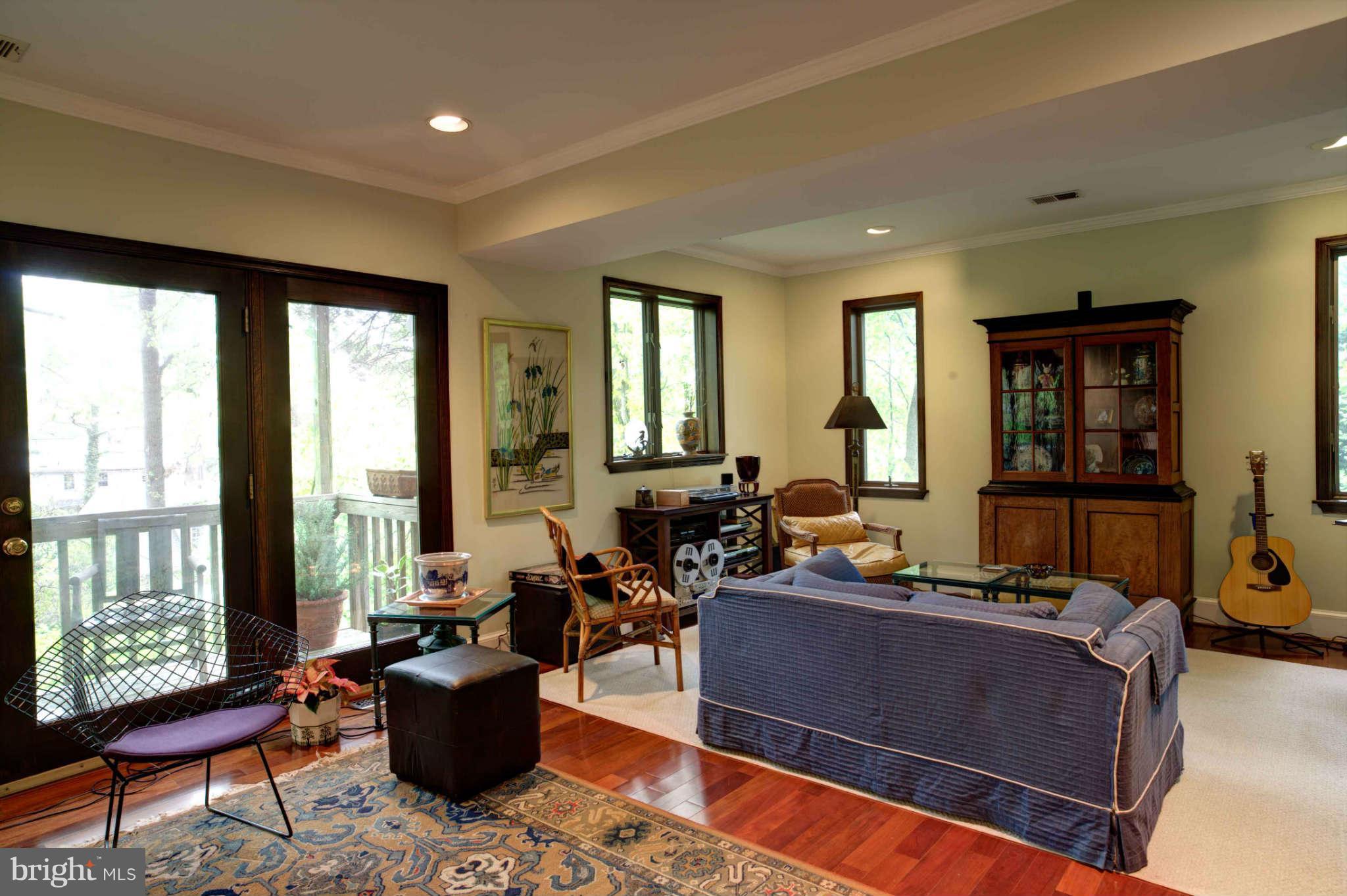 5803 Bent Twig Road McLean, VA 22101 - Photo 3 of 30 Living Room