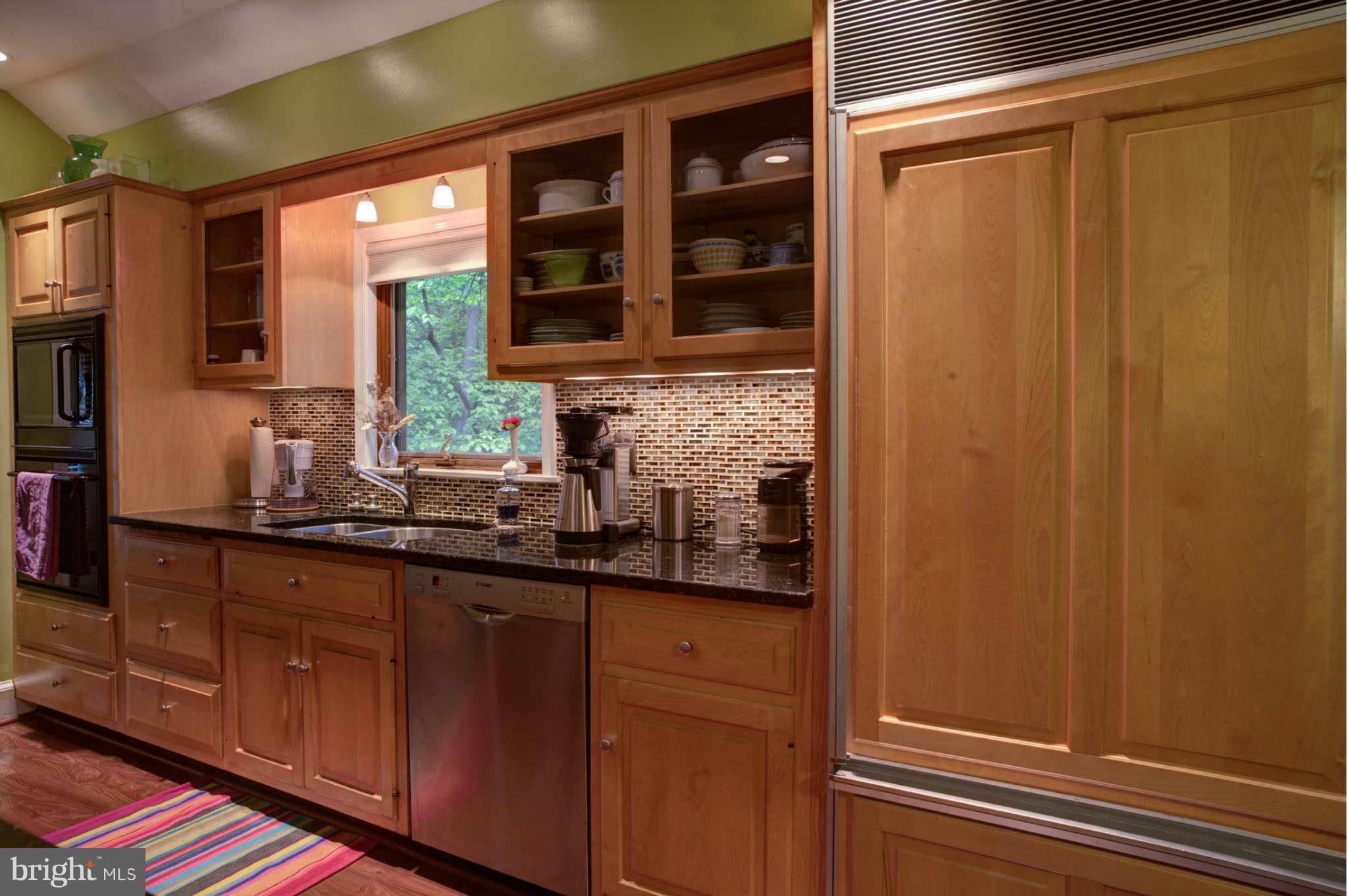 5803 Bent Twig Road McLean, VA 22101 - Photo 8 of 30 Kitchen