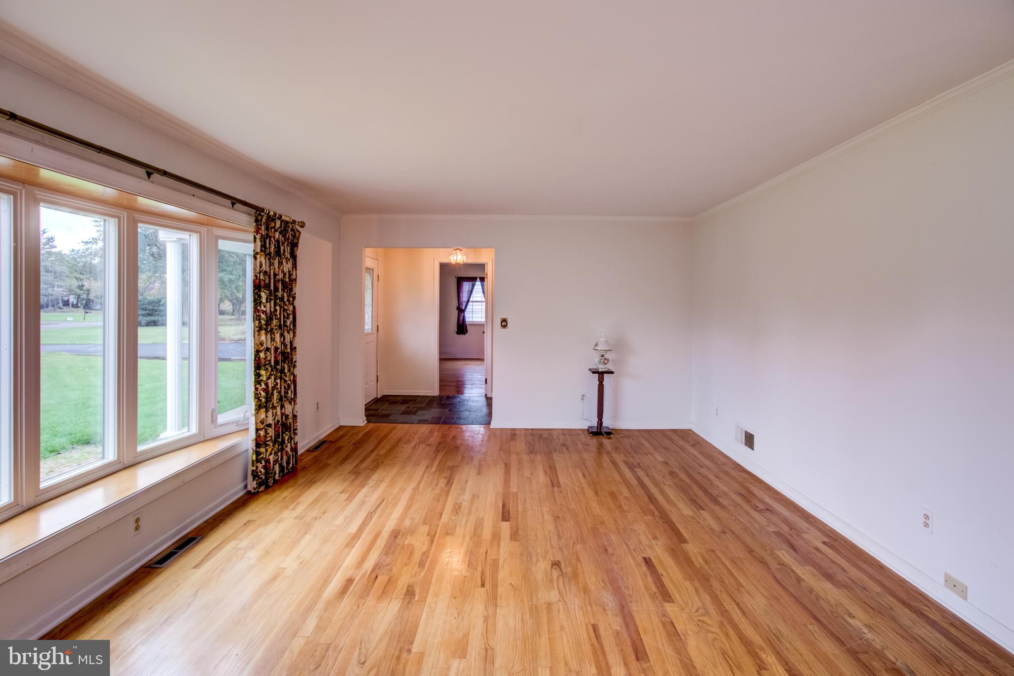 111 Palmer Road Pennington, NJ 08534 - Photo 22 of 35 Gallery Image 22