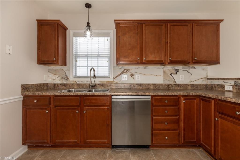 5862 Sunny Ridge Trail Clemmons, NC 27012 - Photo 11 of 34