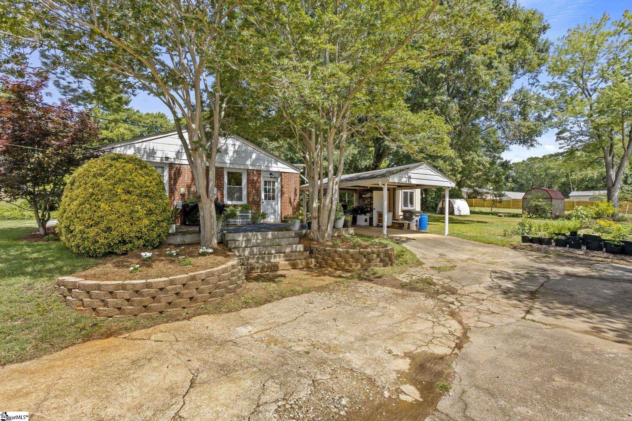 1902 Old Parker Road Greenville, SC 29609 - Photo 19 of 24